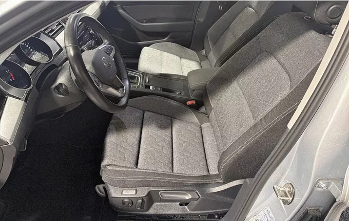 VOLKSWAGEN PASSAT 2.0 TDI EVO SCR 122 DSG7 Business extérieur trois quart arrière droit 2131617