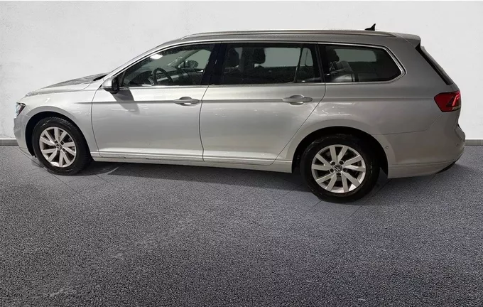 VOLKSWAGEN PASSAT 2.0 TDI EVO SCR 122 DSG7 Business extérieur trois quart arrière gauche 2131617