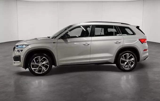 SKODA KODIAQ 2.0 TDI 150 SCR DSG7 7pl Sportline extérieur côté gauche 2133019