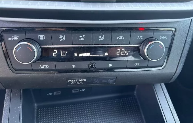 SEAT IBIZA 1.0 TSI 95 ch S/S BVM5 Style photo 19 2131987