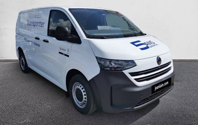 VOLKSWAGEN UTILITAIRES TRANSPORTER VAN L1H1 2.0 TDI 150 BVA8 BUSINESS extérieur trois quart avant droit 6617