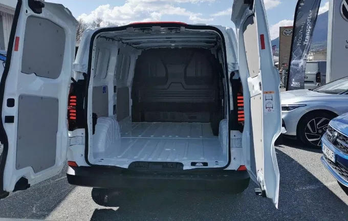 VOLKSWAGEN UTILITAIRES TRANSPORTER VAN L1H1 2.0 TDI 150 BVA8 BUSINESS photo 10 6617