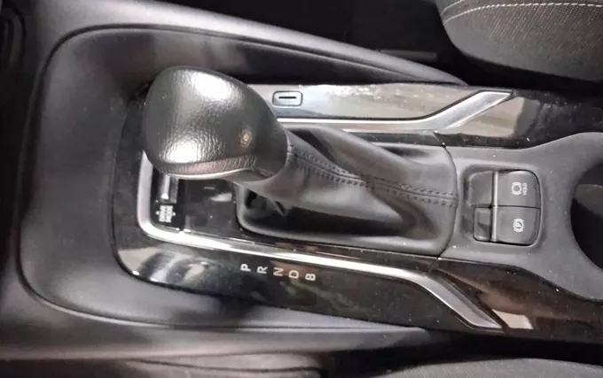 TOYOTA COROLLA HYBRIDE 140ch Dynamic Business photo 13 1103774