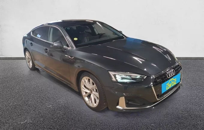 AUDI A5 Sportback 40 TDI 204 S tronic 7 Quattro Business Line extérieur trois quart avant droit 212722
