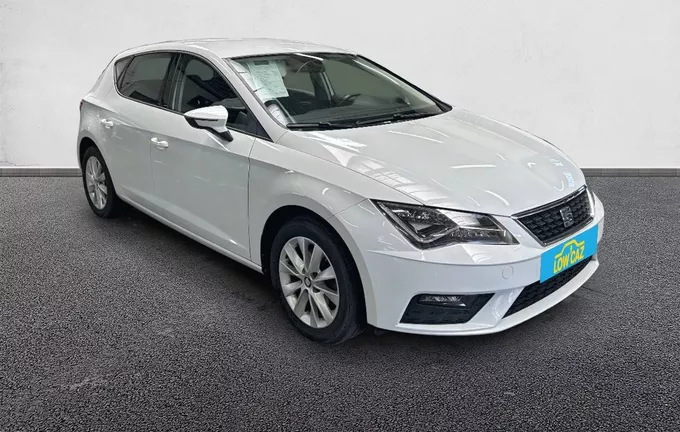 SEAT LEON 1.0 TSI 115 Start/Stop BVM6 Style extérieur trois quart avant droit 213337
