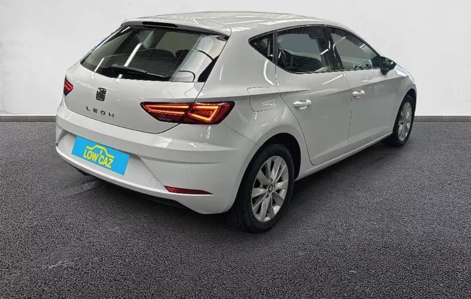 SEAT LEON 1.0 TSI 115 Start/Stop BVM6 Style extérieur trois quart arrière droit 213337