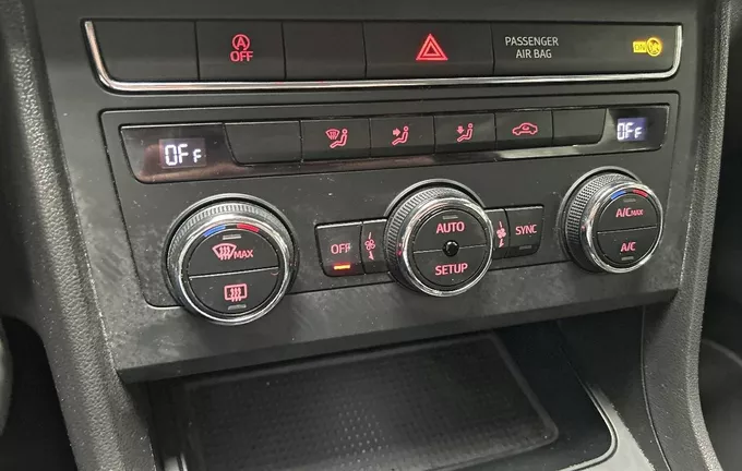 SEAT LEON 1.0 TSI 115 Start/Stop BVM6 Style photo 16 213337