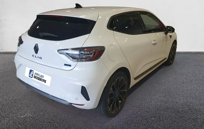 RENAULT CLIO E-Tech full hybrid 145 Esprit Alpine extérieur trois quart arrière droit 2126927