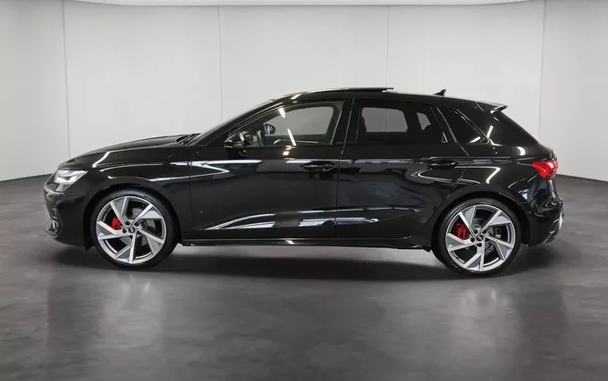AUDI A3 Sportback TFSI Mild Hybrid 150 S tronic 7 S line extérieur côté gauche 2132961
