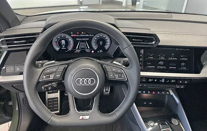 AUDI A3 Sportback TFSI Mild Hybrid 150 S tronic 7 S line photo 12 2130786