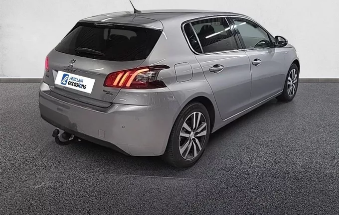 PEUGEOT 308 PureTech 110ch S&S BVM6 Style extérieur trois quart arrière droit 2129375