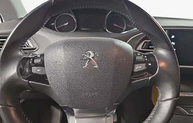 PEUGEOT 308 PureTech 110ch S&S BVM6 Style photo 12 2129375