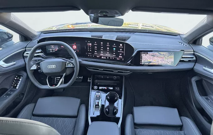 AUDI A5 Avant e-hybrid 299 ch S tronic 7 Quattro S line photo 18 5803