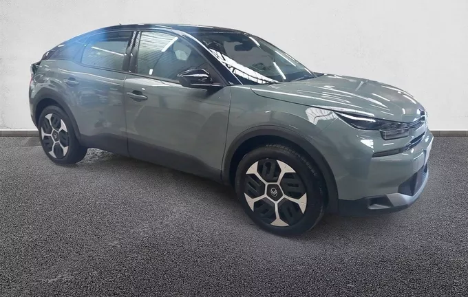 CITROEN C4 Hybride 145 ch e-DCS6 Plus extérieur trois quart avant droit 083408