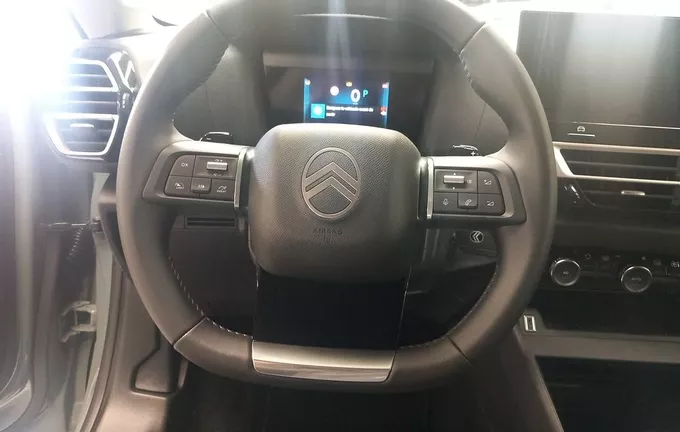 CITROEN C4 Hybride 145 ch e-DCS6 Plus photo 9 083408