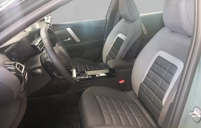 CITROEN C4 Hybride 145 ch e-DCS6 Plus photo 11 083408