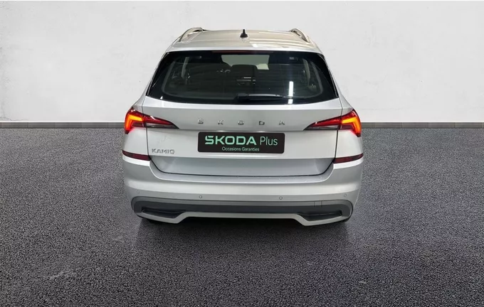 SKODA KAMIQ 1.0 TSI Evo 110 ch DSG7 Ambition extérieur trois quart arrière gauche 2130697