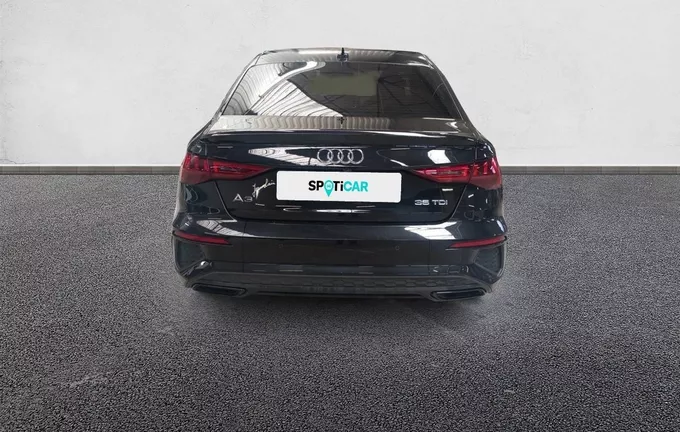 AUDI A3 Berline 35 TDI 150 S tronic 7 S Line extérieur trois quart arrière droit 945687