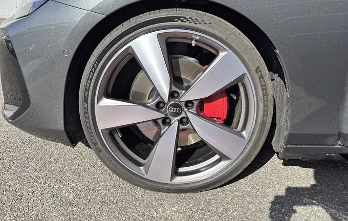 AUDI A6 Avant e-hybrid 367 ch S tronic 7 Quattro S line photo 9 9160