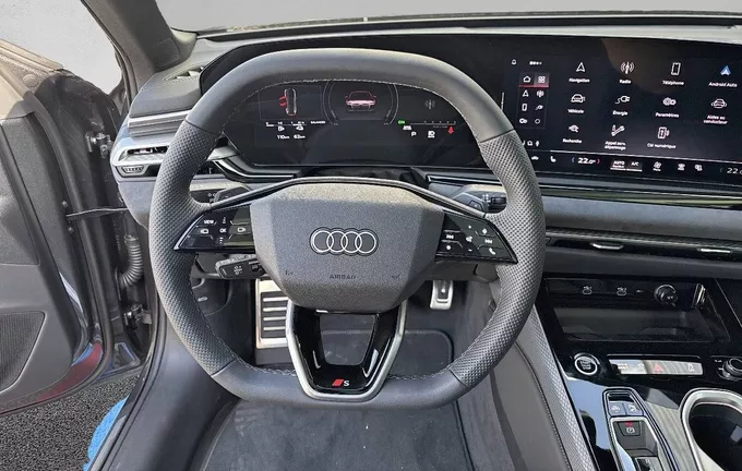 AUDI A6 Avant e-hybrid 367 ch S tronic 7 Quattro S line photo 12 9160