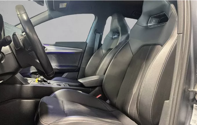CUPRA FORMENTOR 1.4 e-HYBRID 204 ch DSG6 V extérieur trois quart arrière droit 2130727