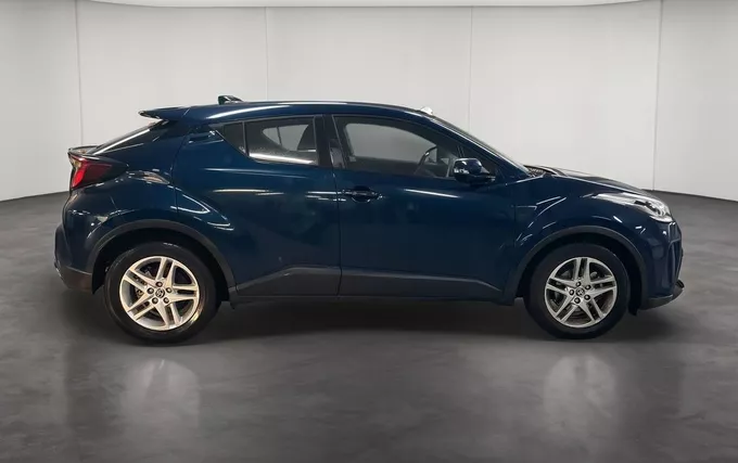 TOYOTA C-HR Hybride 2.0L Dynamic Ultimate extérieur côté droit 1103952