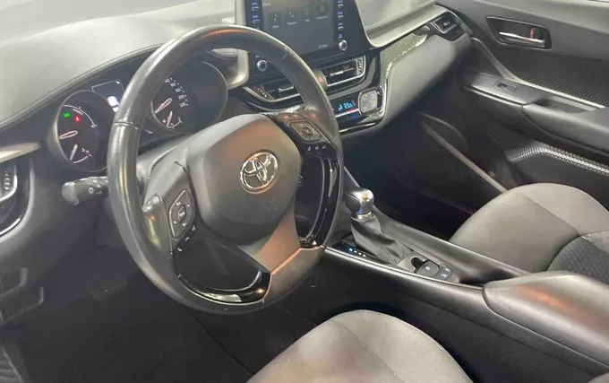 TOYOTA C-HR Hybride 2.0L Dynamic Ultimate photo 12 1103952