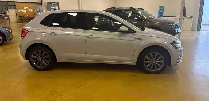 VOLKSWAGEN POLO 1.0 TSI 95 S&S BVM5 Copper Line extérieur côté droit 2132053