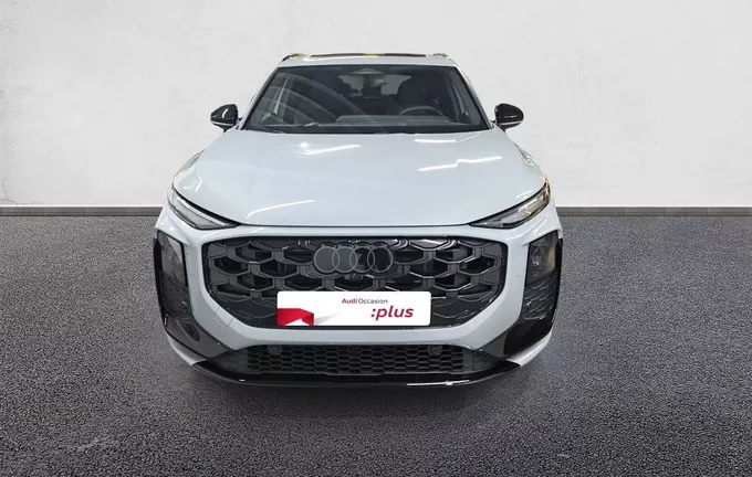 AUDI Q3 HYBRIDE Q3 e-hybrid 272 ch S tronic 6 S line extérieur avant 9548