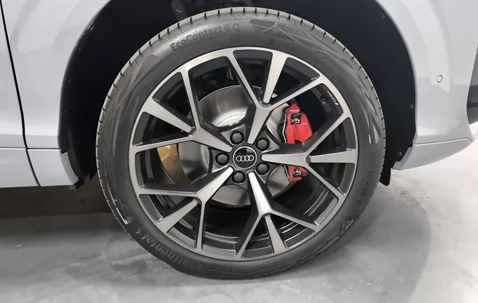 AUDI Q3 HYBRIDE Q3 e-hybrid 272 ch S tronic 6 S line photo 9 9548