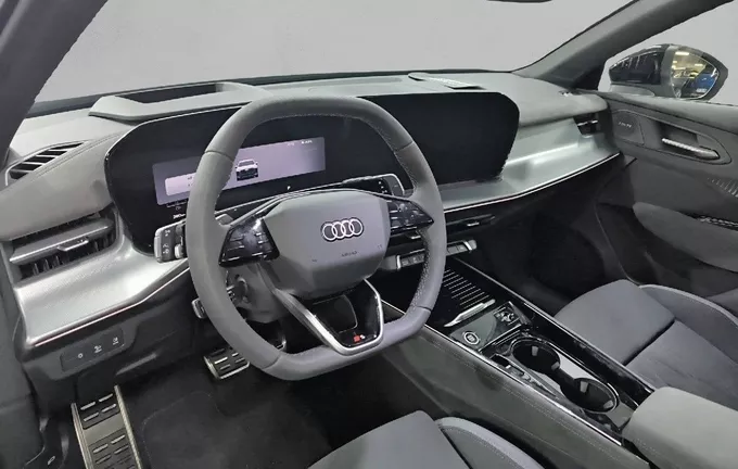 AUDI Q3 HYBRIDE Q3 e-hybrid 272 ch S tronic 6 S line photo 11 9548