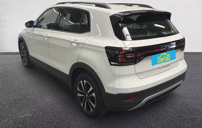 VOLKSWAGEN T-CROSS 1.0 TSI 95 Start/Stop BVM5 United extérieur trois quart arrière gauche 213539