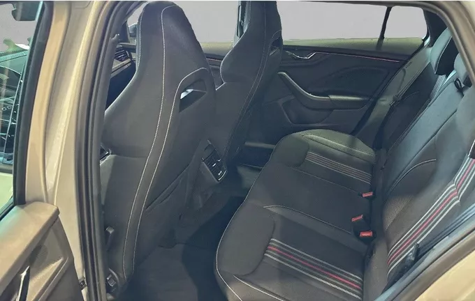 SKODA KAMIQ 1.0 TSI Evo 2 116 ch DSG7 Monte Carlo extérieur arrière 2130944