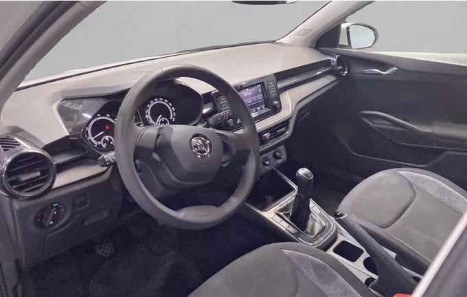 SKODA FABIA 1.0 MPI 80 ch BVM5 Active photo 13 2132186