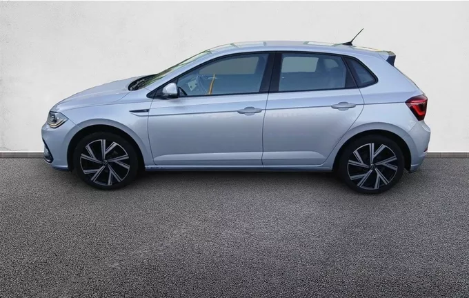 VOLKSWAGEN POLO 1.0 TSI 95 S&S BVM5 R-Line extérieur trois quart arrière gauche 2124622