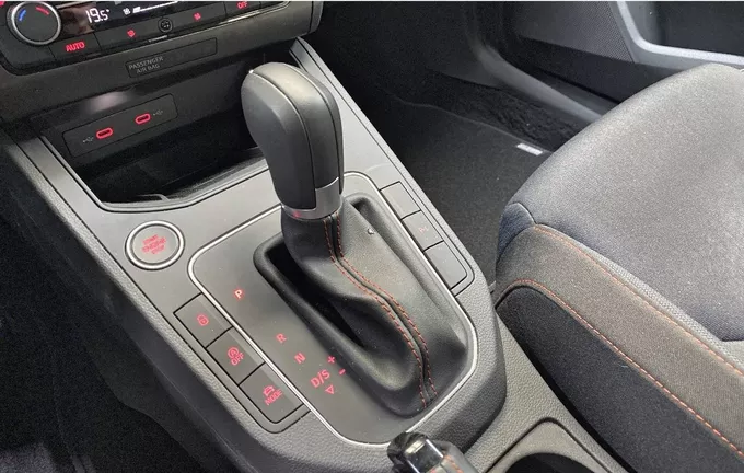 SEAT IBIZA 1.0 TSI 115 ch S/S DSG7 FR photo 16 2127726