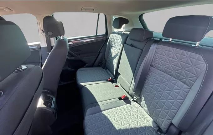 VOLKSWAGEN TIGUAN 2.0 TDI 150ch DSG7 Life Business extérieur arrière 2126292