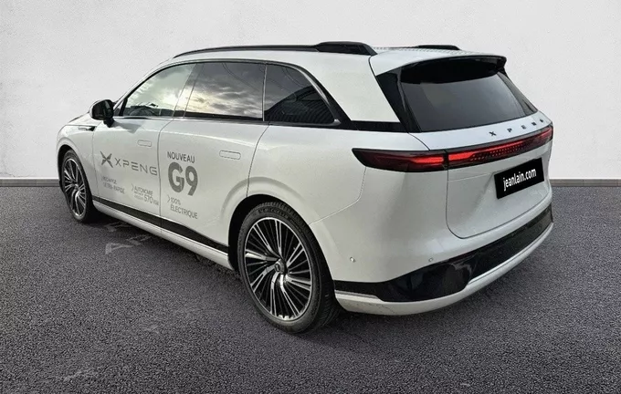 XPENG G9 Performance extérieur trois quart arrière gauche 9200003
