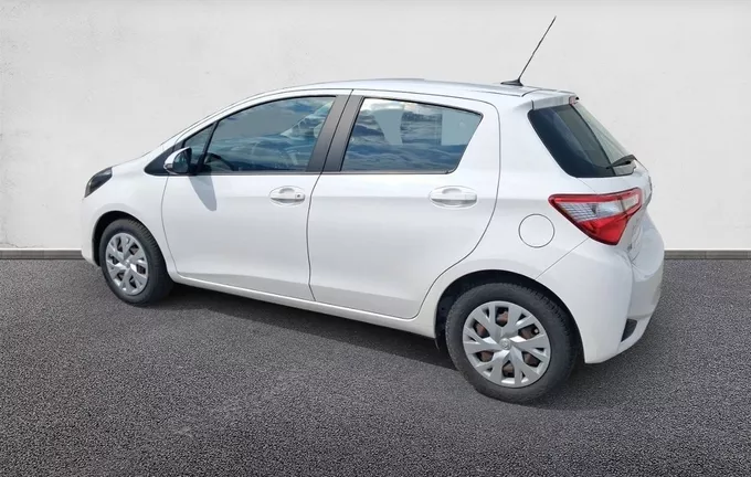 TOYOTA YARIS 110 VVT-i Design Y20 extérieur trois quart arrière gauche 1103783