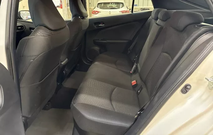 TOYOTA PRIUS Hybride Dynamic photo 17 213288