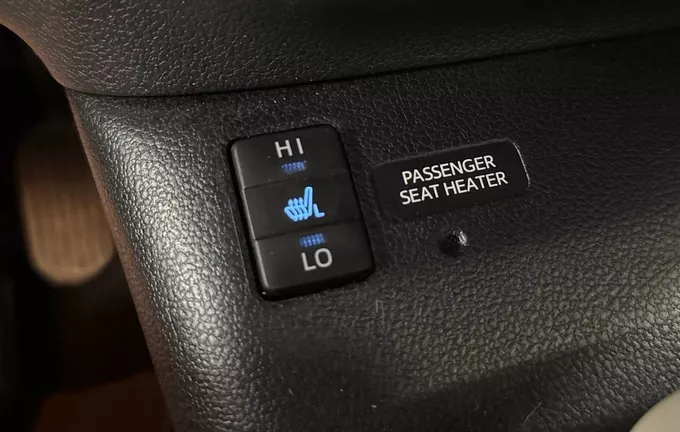 TOYOTA PRIUS Hybride Dynamic photo 20 213288