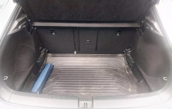 VOLKSWAGEN T-ROC 1.5 TSI 150 EVO Start/Stop DSG7 R-Line extérieur arrière 945772