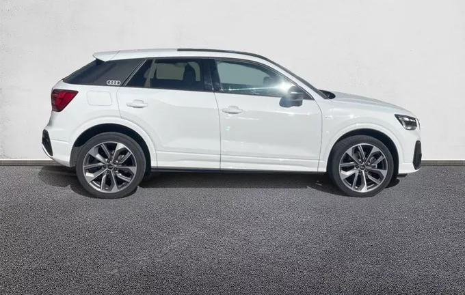 AUDI Q2 35 TFSI 150 S tronic 7 S line Plus extérieur côté droit 2130778