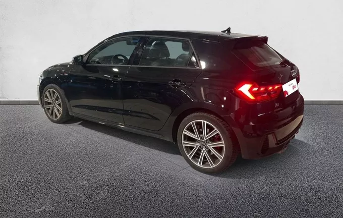 AUDI A1 Sportback 40 TFSI 207 ch S tronic 7 S Line extérieur trois quart arrière gauche 2128748