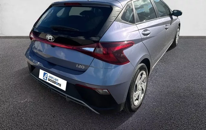 HYUNDAI I20 1.2 79 Initia extérieur trois quart arrière droit 13764