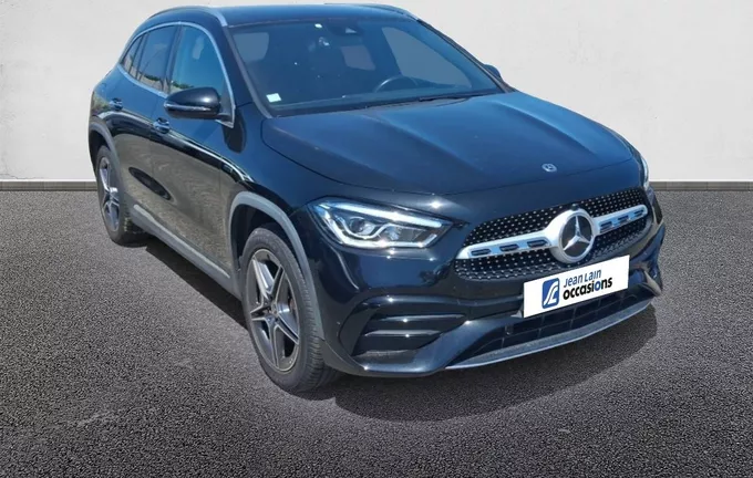 MERCEDES GLA 250 e 8G-DCT AMG Line extérieur trois quart avant droit 2127569