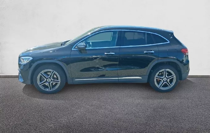 MERCEDES GLA 250 e 8G-DCT AMG Line extérieur côté gauche 2127569
