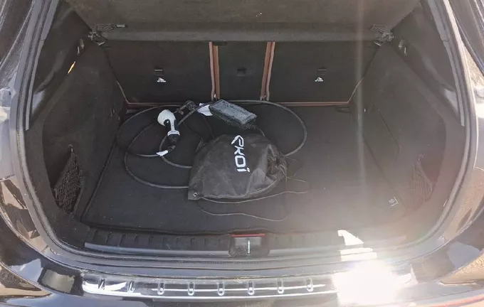 MERCEDES GLA 250 e 8G-DCT AMG Line photo 10 2127569