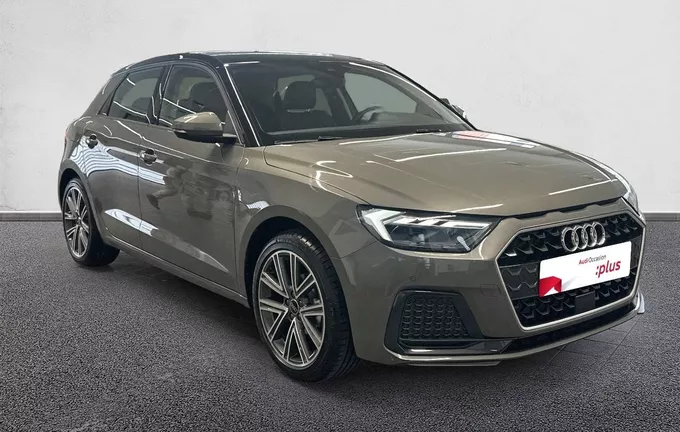AUDI A1 Sportback 25 TFSI 95 ch S tronic 7 Design extérieur trois quart avant droit 2130111
