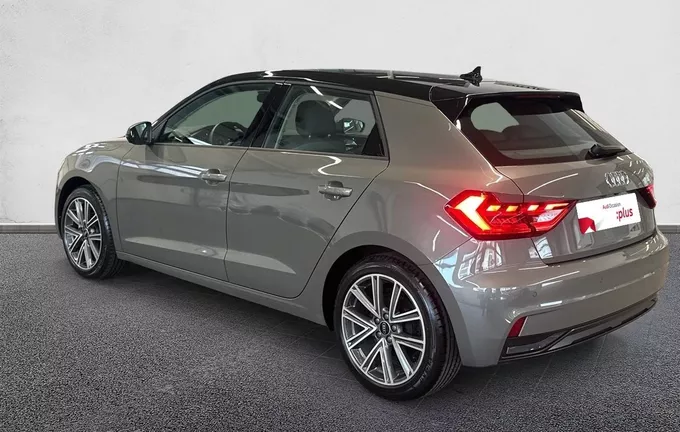 AUDI A1 Sportback 25 TFSI 95 ch S tronic 7 Design extérieur trois quart arrière gauche 2130111